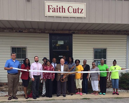 The City of Leeds & the Leeds Area Chamber of Commerce conducted a Ribbon Cutting for Faith Cutz Barber Shop last Thursday, September 10, 2015 |205.699.5001