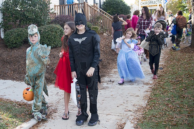 Leeds Downtown Trick or Treat 2015 was a huge success. Many families traveled downtown Leeds for children to trick or treat Friday afternoon | 205.699.5001