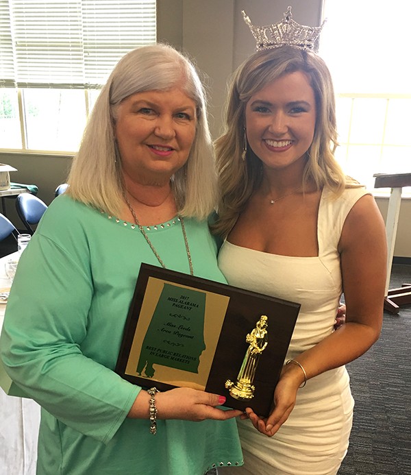 Miss Leeds Area Committee Wins Award-Congratulations for award they received at Miss Alabama Awards Luncheon last Saturday. Hayley Barber, Miss Alabama 2017