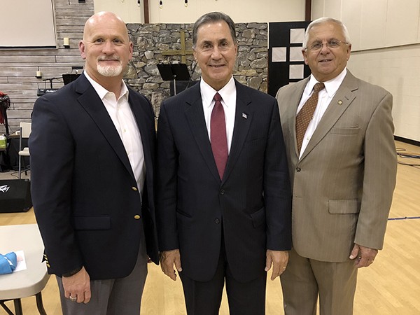 The Leeds Area Chamber of Commerce hosted US House of Representative Gary Palmer at their August meeting last week. Congressman Palmer spoke to the group about current issues in Washington and the work he is doing there.