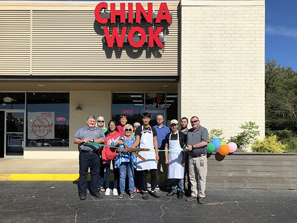 Leeds Area Chamber of Commerce and the City of Leeds performed a ribbon cutting at the new China Wok Leeds this morning. Their restaurant is brand new and