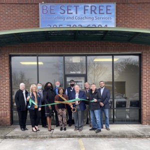 Leeds Area Chamber of Commerce and the City of Leeds performed a ribbon cutting ceremony today for Be Set Free, Inc. counseling service.