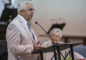 State Representative Dickie Drake introducing Governor Ivey (Photo courtesy of the Governor’s office)