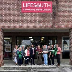 LifeSouth Ribbon Cutting Photos - Leeds Area Chamber of Commerce and the City of Leeds held a ribbon cutting with LifeSouth Community Blood Center