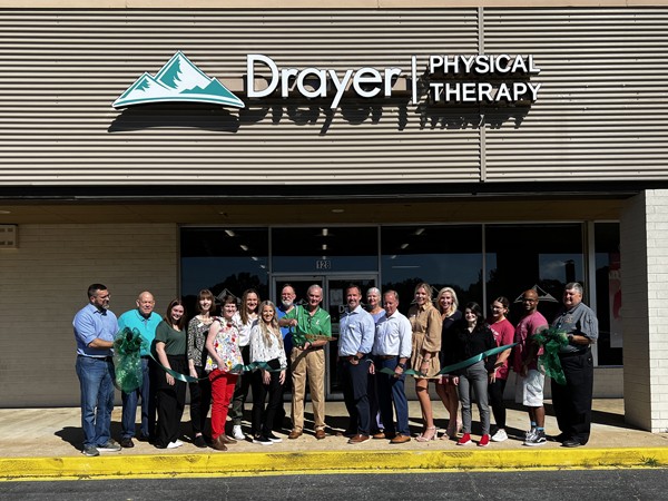 The City of Leeds and the Leeds Area Chamber of Commerce held a ribbon cutting at Drayer Physical Therapy Institute on Friday, September 23