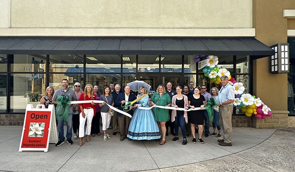 Southern Magnolia Gallery ribbon cutting with City of Leeds Leeds Mayor David Miller, Leeds Area Chamber of Commerce board members, artists,